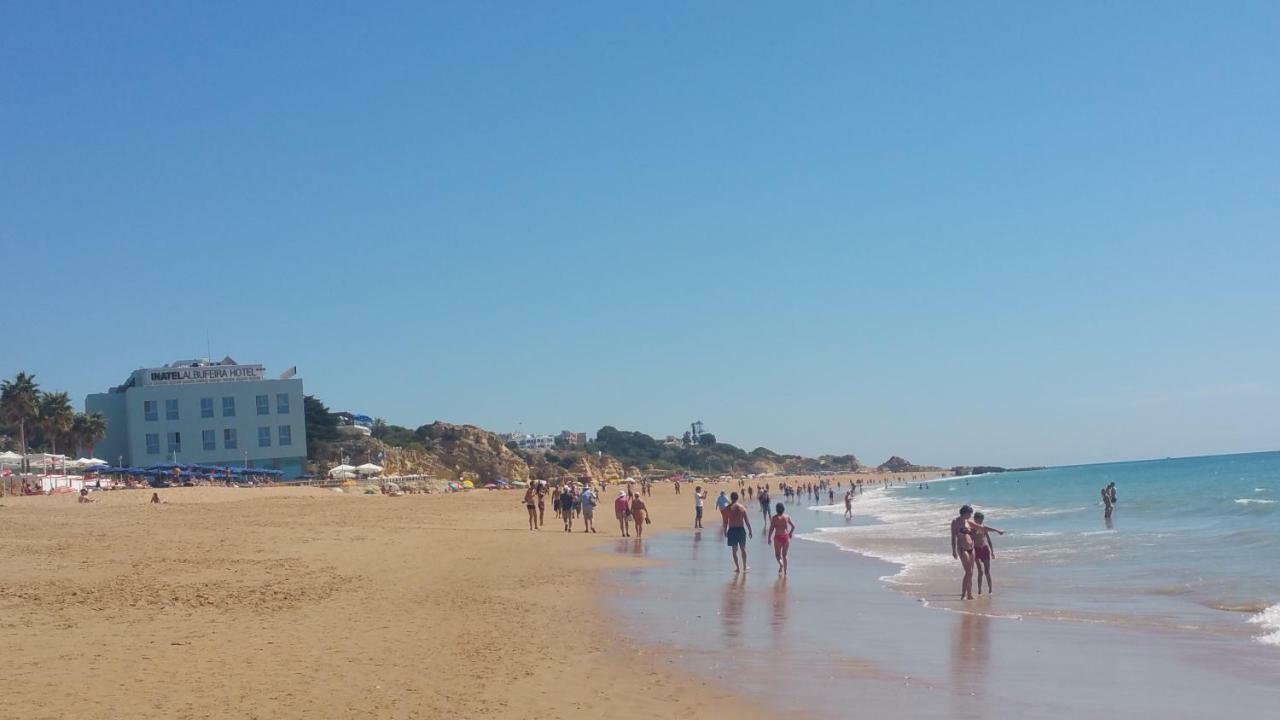 Villa 300M From Beach - By Algarkasa Albufeira Buitenkant foto